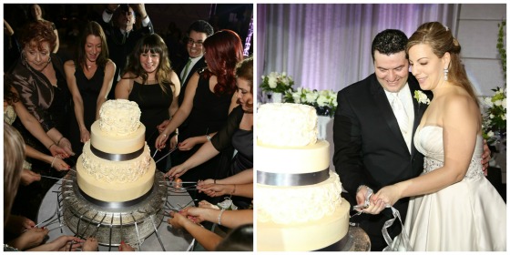 Read more about the article Fun Wedding Cake Tradition